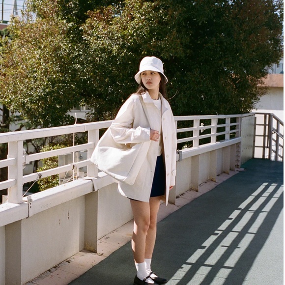 395. URBANIC Panna Half Coat Cream $460 NWOT Sz 1 One Size - Picture 3 of 6